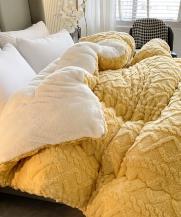 breathable machine washable comforter modern design